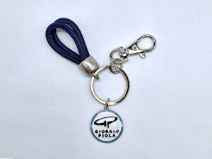 Keyring with Giorgio Piola medal in chrome-plated